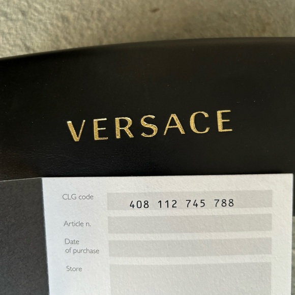 SOLD - Versace Medusa Runway Sunglasses, Brand New - Picture 9 of 9